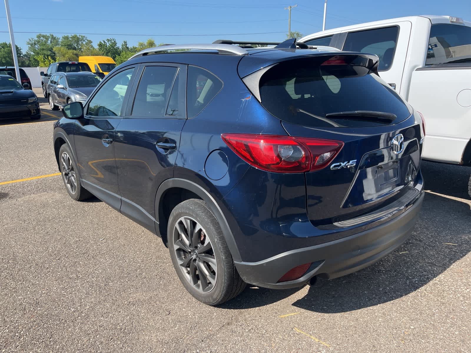 Thumbnail: 2016 Mazda CX-5 - 10