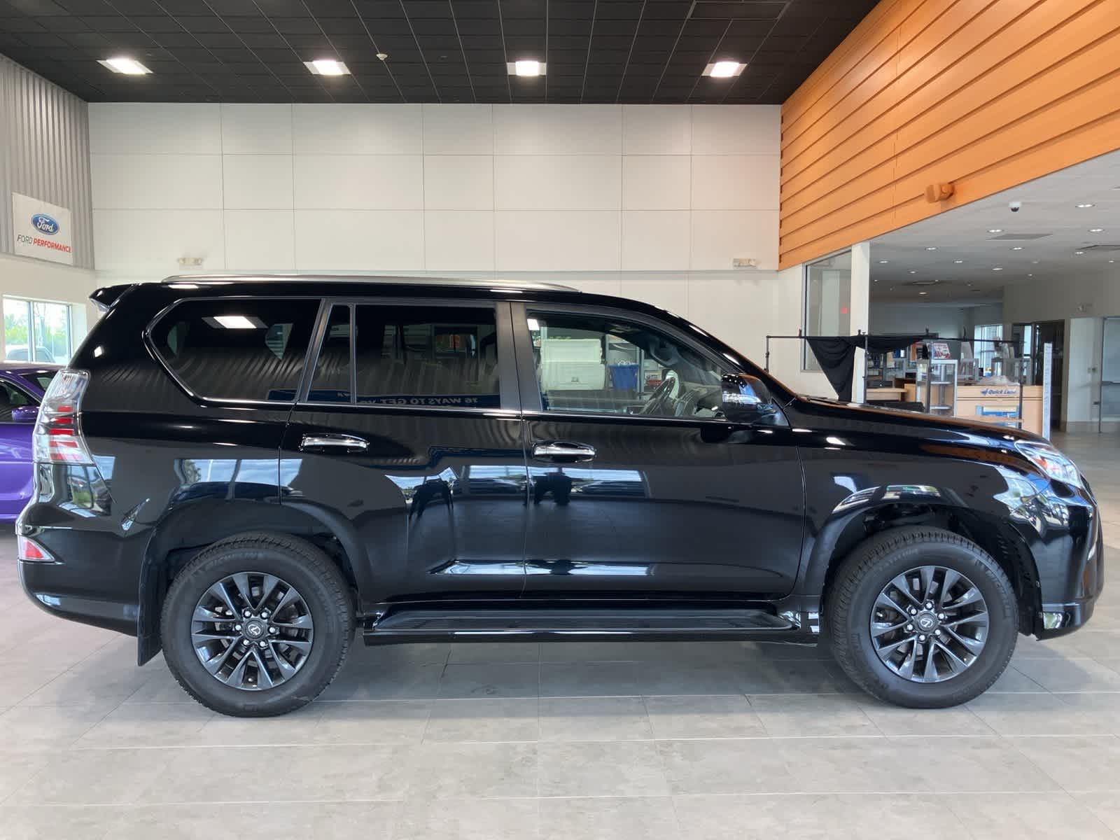 Thumbnail: 2021 Lexus GX - 4
