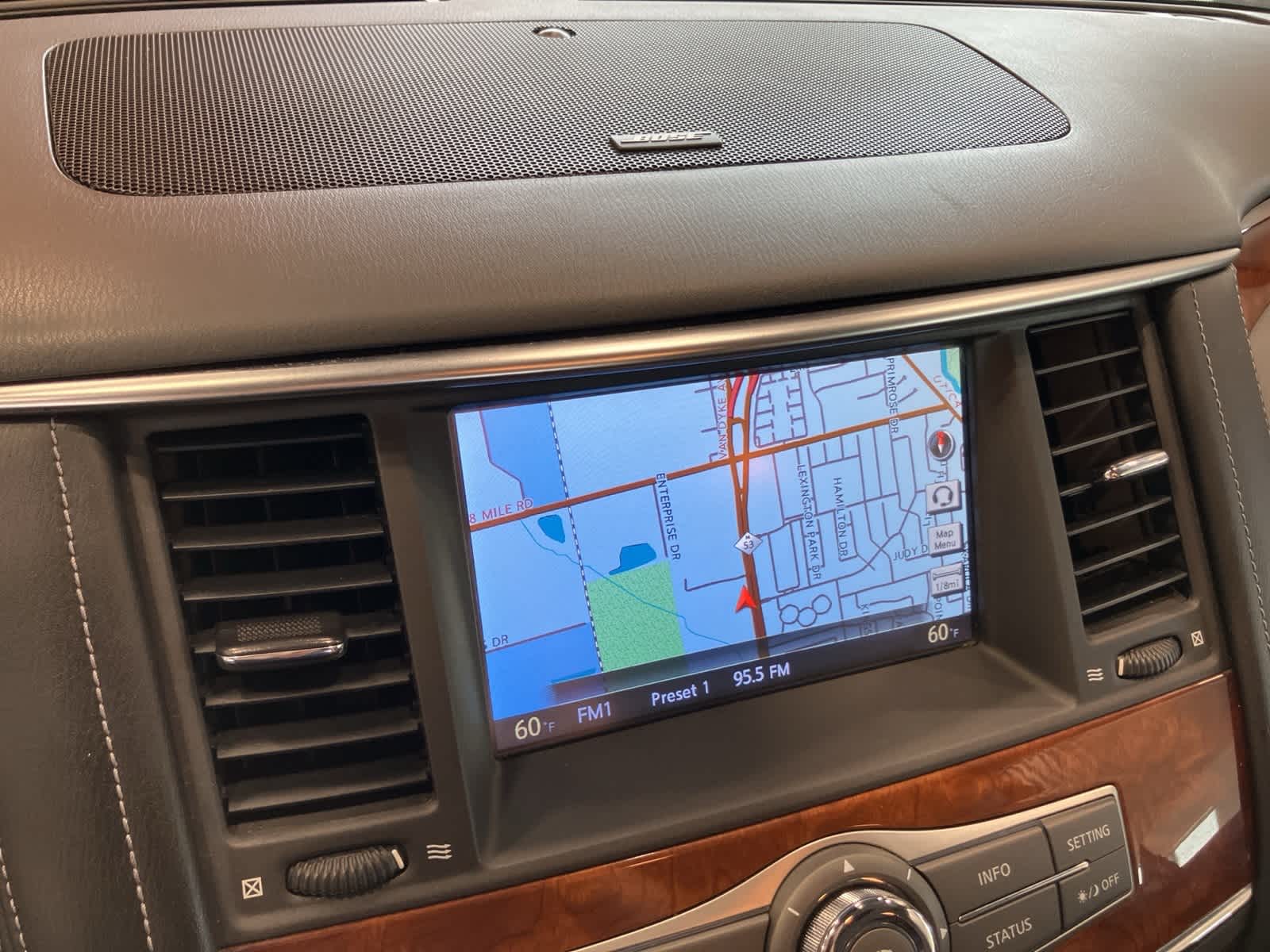 Thumbnail: 2015 INFINITI QX80 - 26