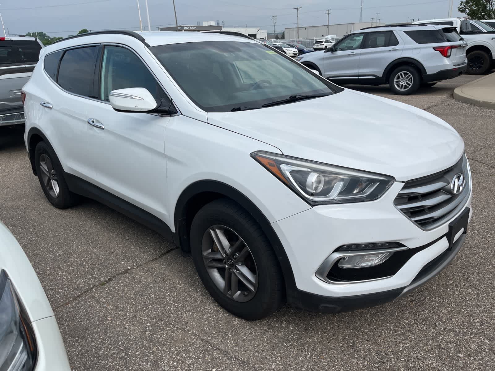 Thumbnail: 2018 Hyundai Santa Fe - 15