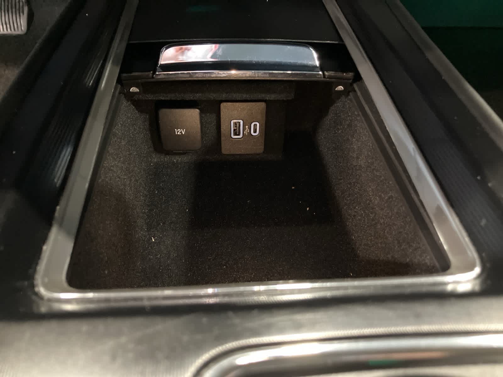 Thumbnail: 2022 Lincoln Corsair - 18