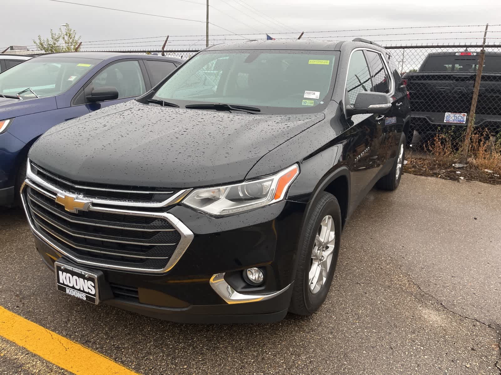 Thumbnail: 2021 Chevrolet Traverse - 2