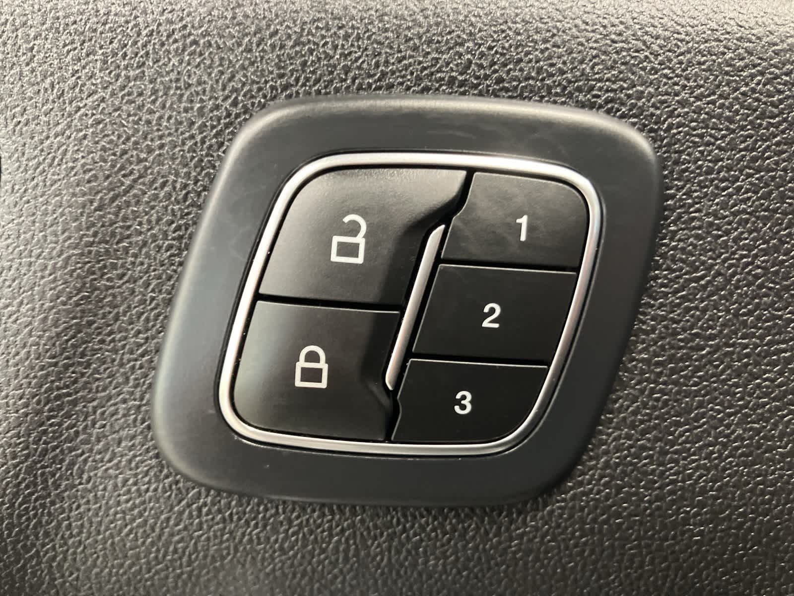 Thumbnail: 2023 Ford Escape - 17