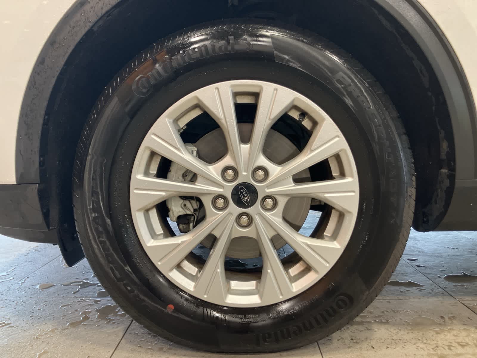 Thumbnail: 2023 Ford Escape - 9