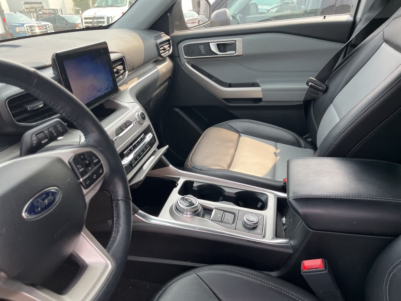 Thumbnail: 2023 Ford Explorer - 24