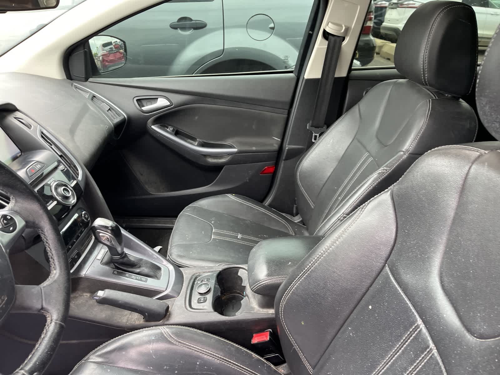 Thumbnail: 2014 Ford Focus - 23