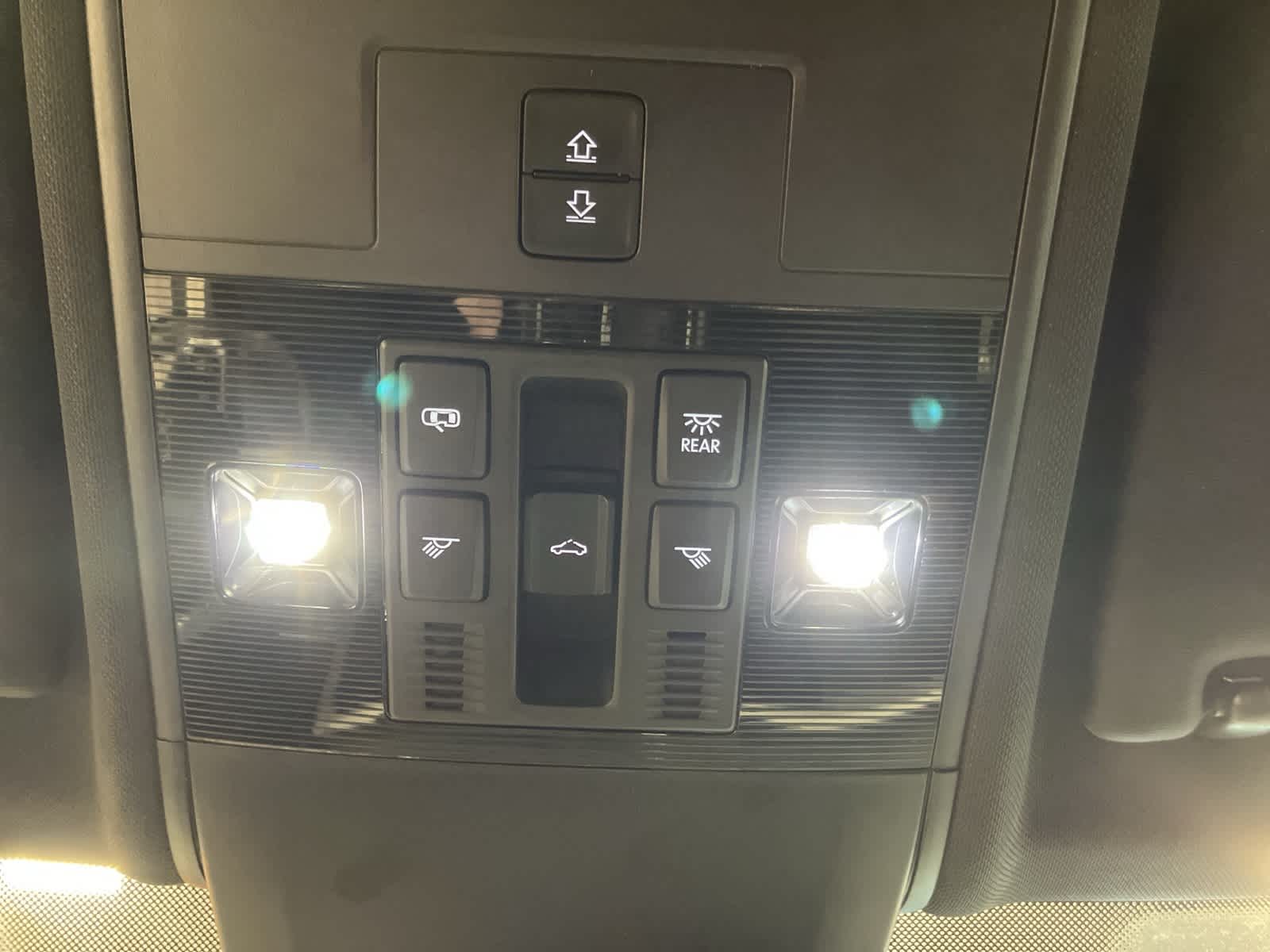 Thumbnail: 2023 Volkswagen Atlas - 26