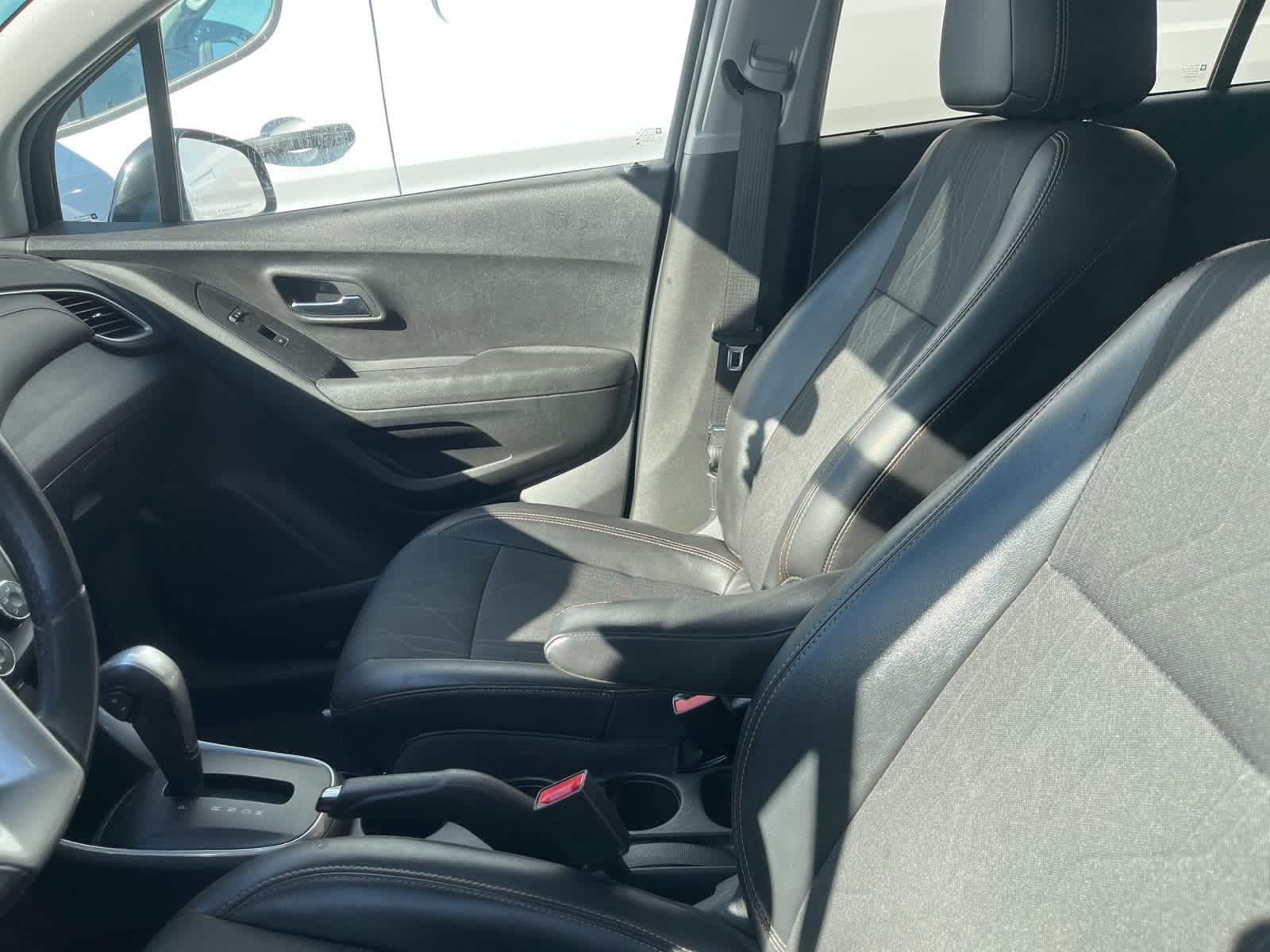 Thumbnail: 2019 Chevrolet Trax - 22