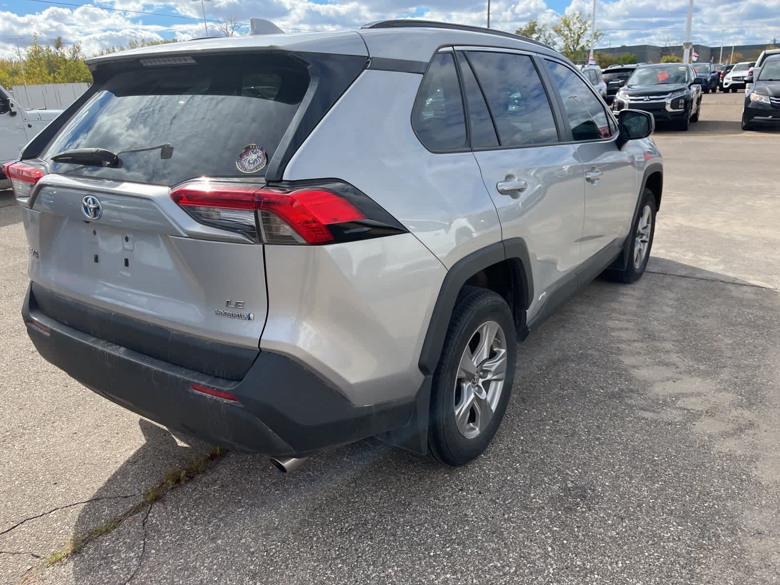 Thumbnail: 2022 Toyota RAV4 - 12