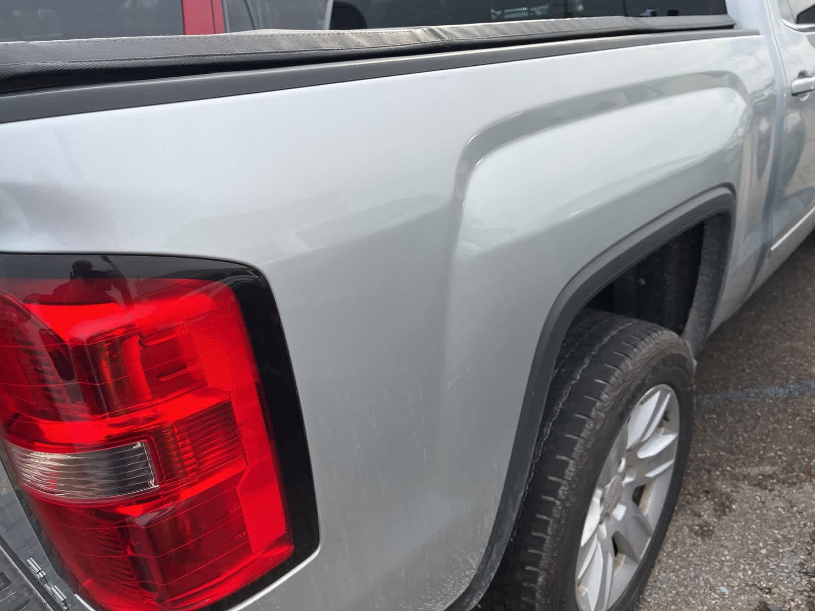 Thumbnail: 2015 GMC Sierra 1500 - 13