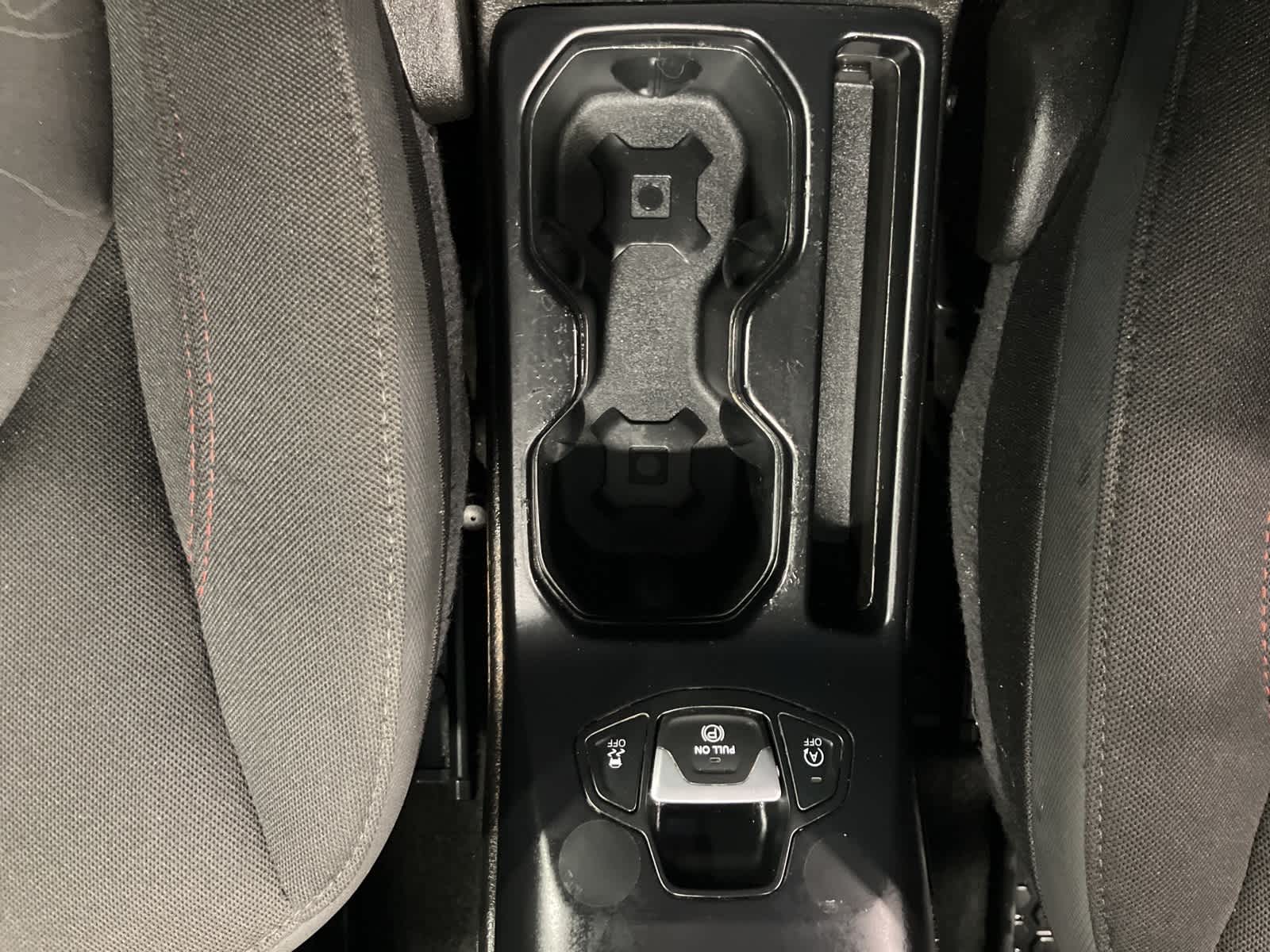 Thumbnail: 2023 Jeep Renegade - 16