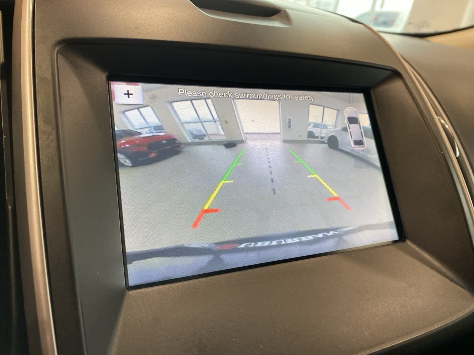 Thumbnail: 2019 Ford Edge - 22