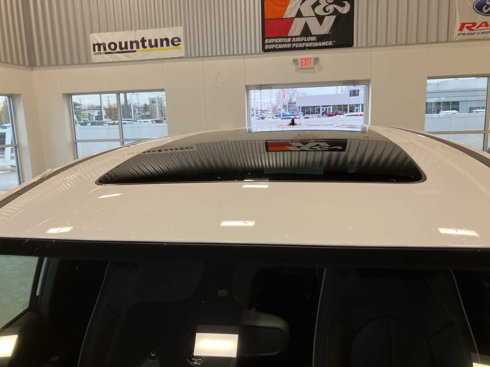 Thumbnail: 2026 Chrysler Pacifica - 10