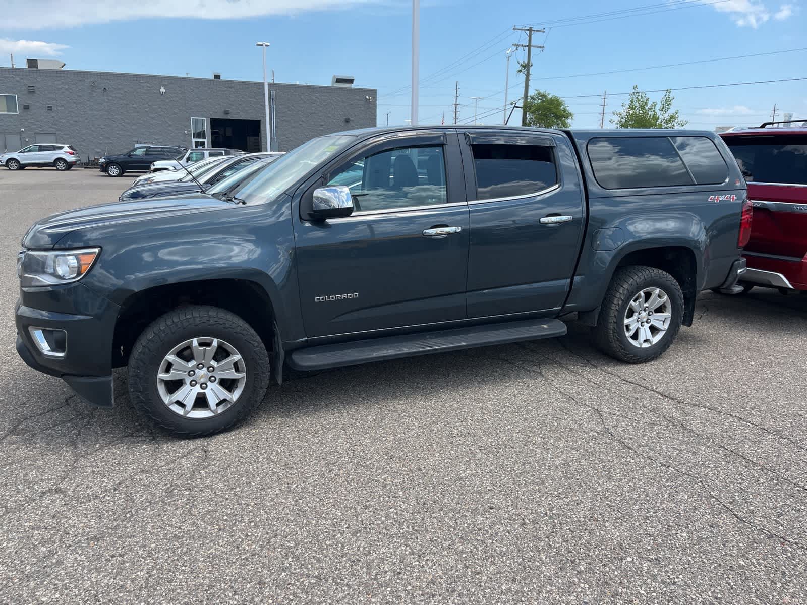 Thumbnail: 2017 Chevrolet Colorado - 4