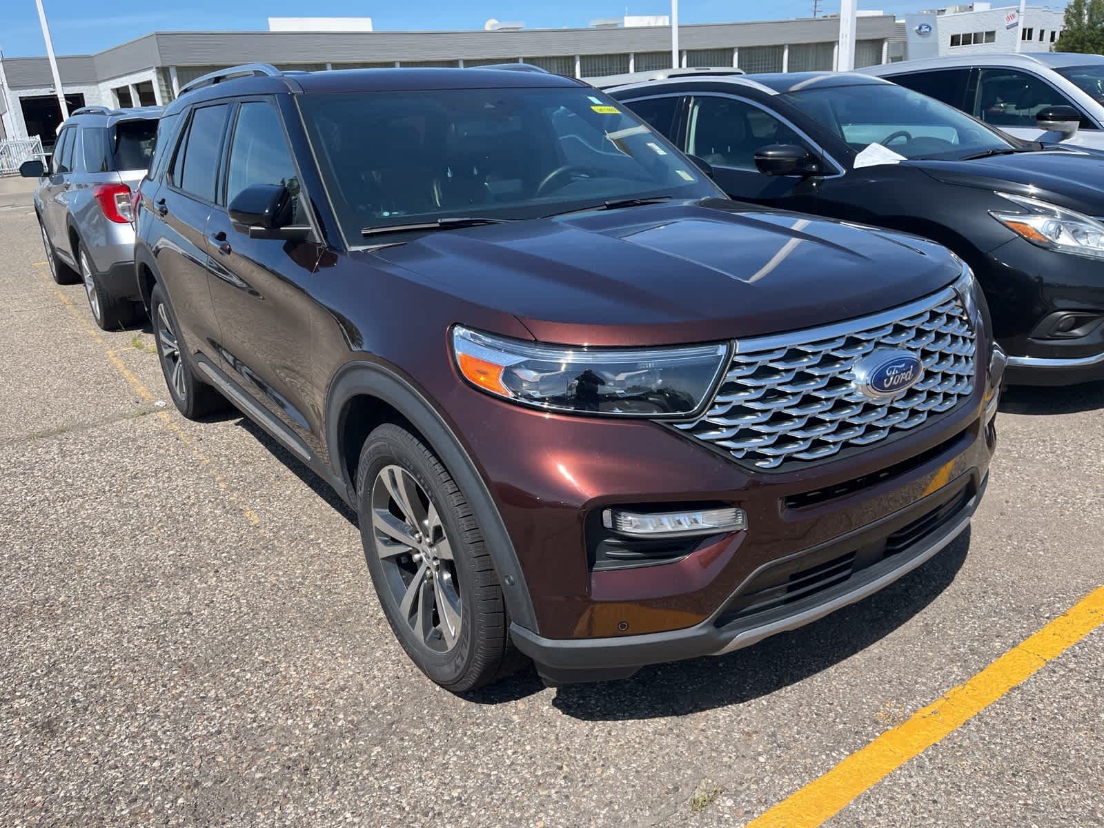 Thumbnail: 2020 Ford Explorer - 18