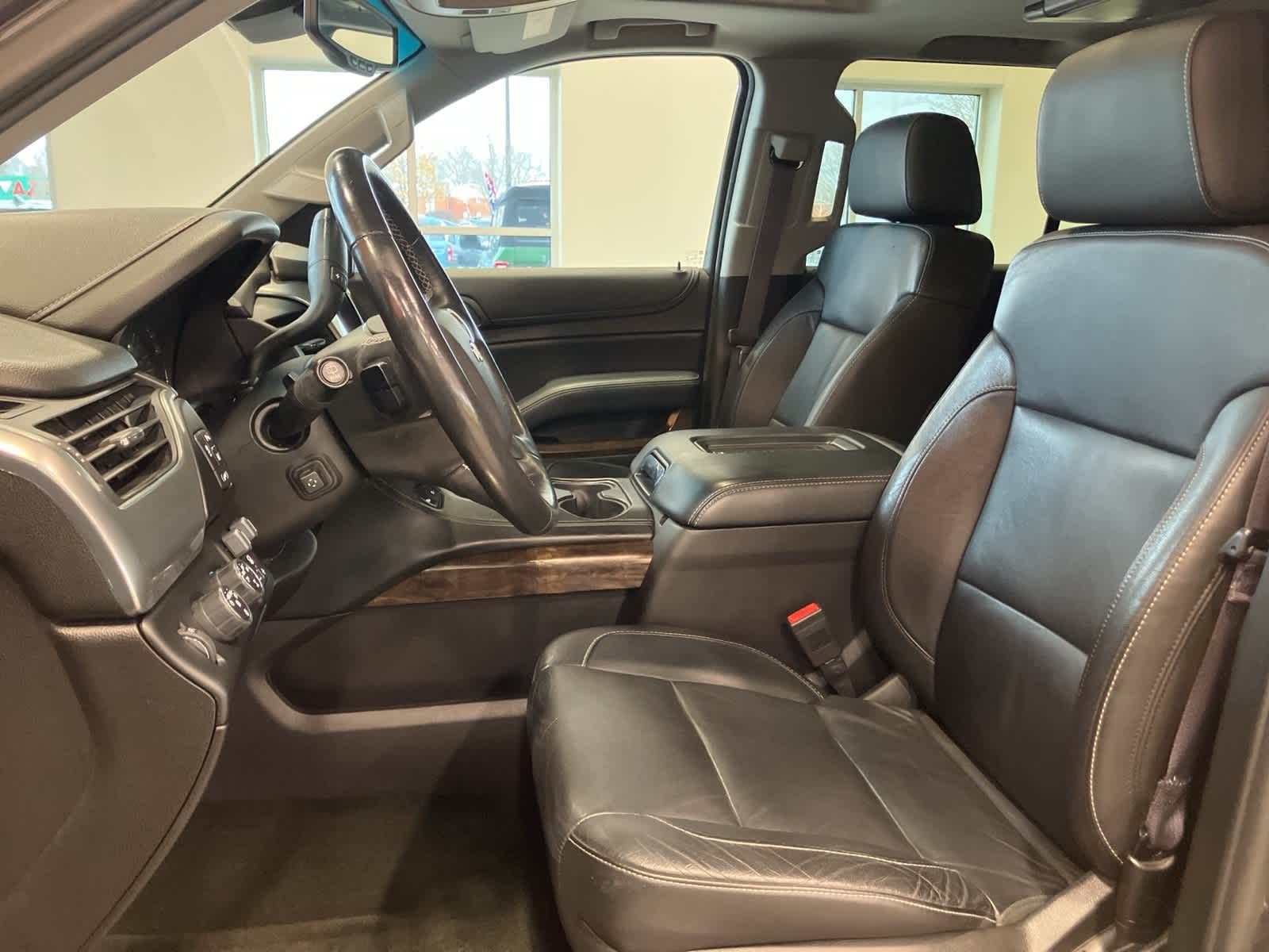 Thumbnail: 2015 Chevrolet Tahoe - 12