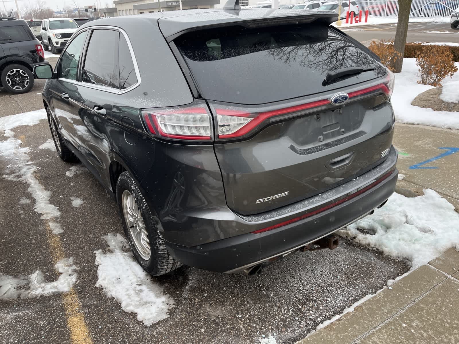 Thumbnail: 2015 Ford Edge - 9