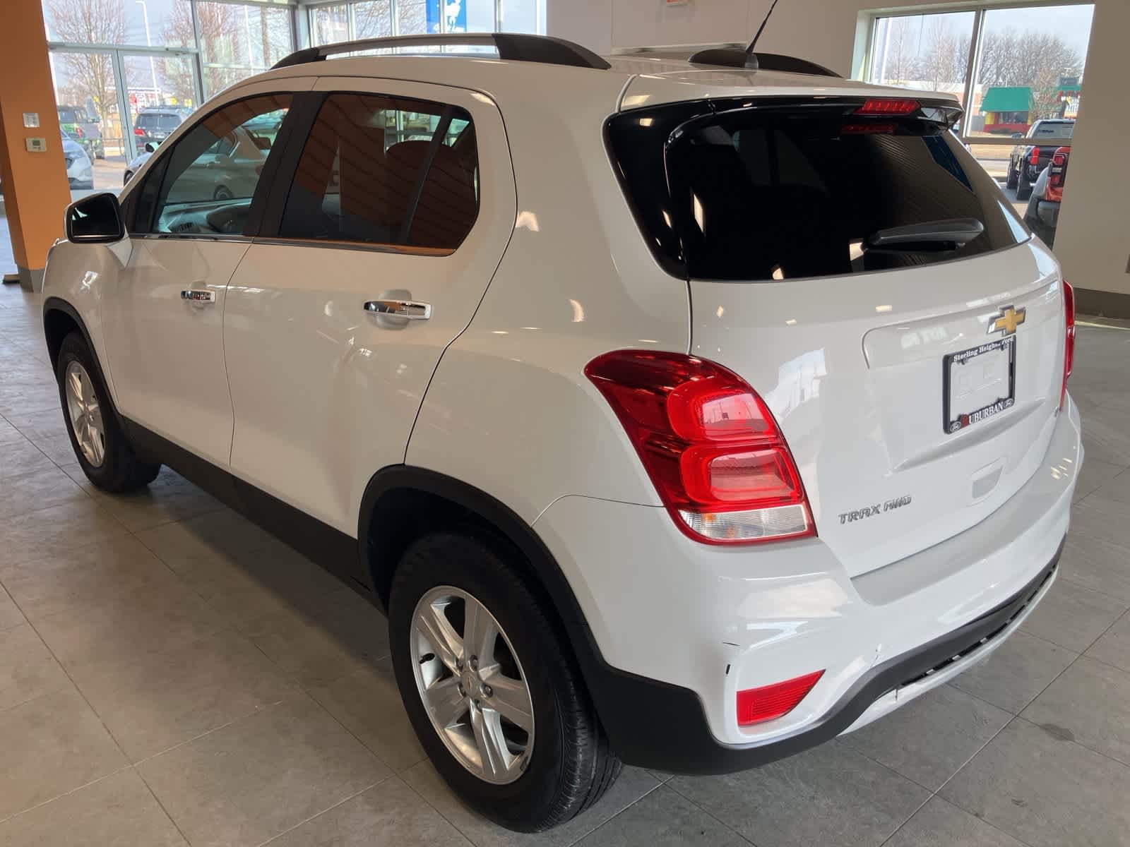 Thumbnail: 2017 Chevrolet Trax - 7