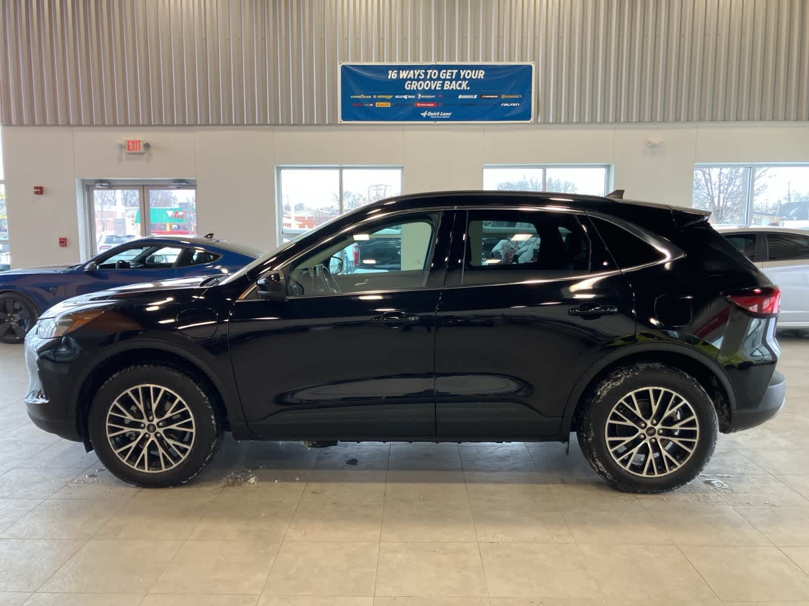 Thumbnail: 2025 Ford Escape - 8