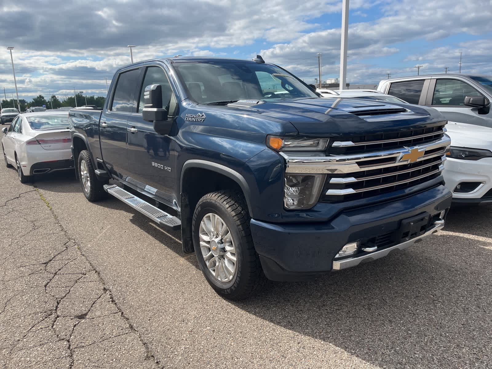Thumbnail: 2021 Chevrolet Silverado 3500 - 19