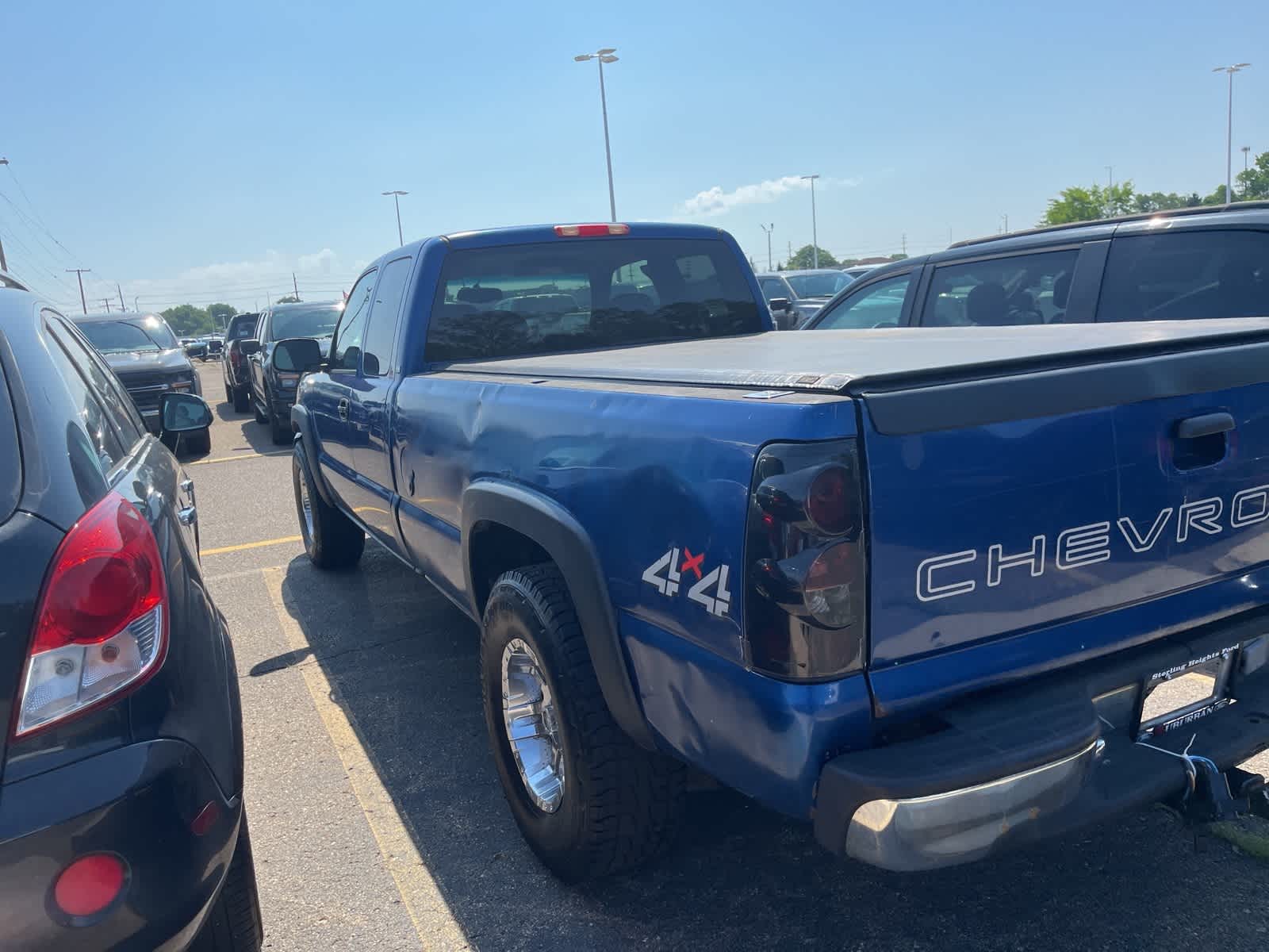 Thumbnail: 2003 Chevrolet Silverado 1500 - 9