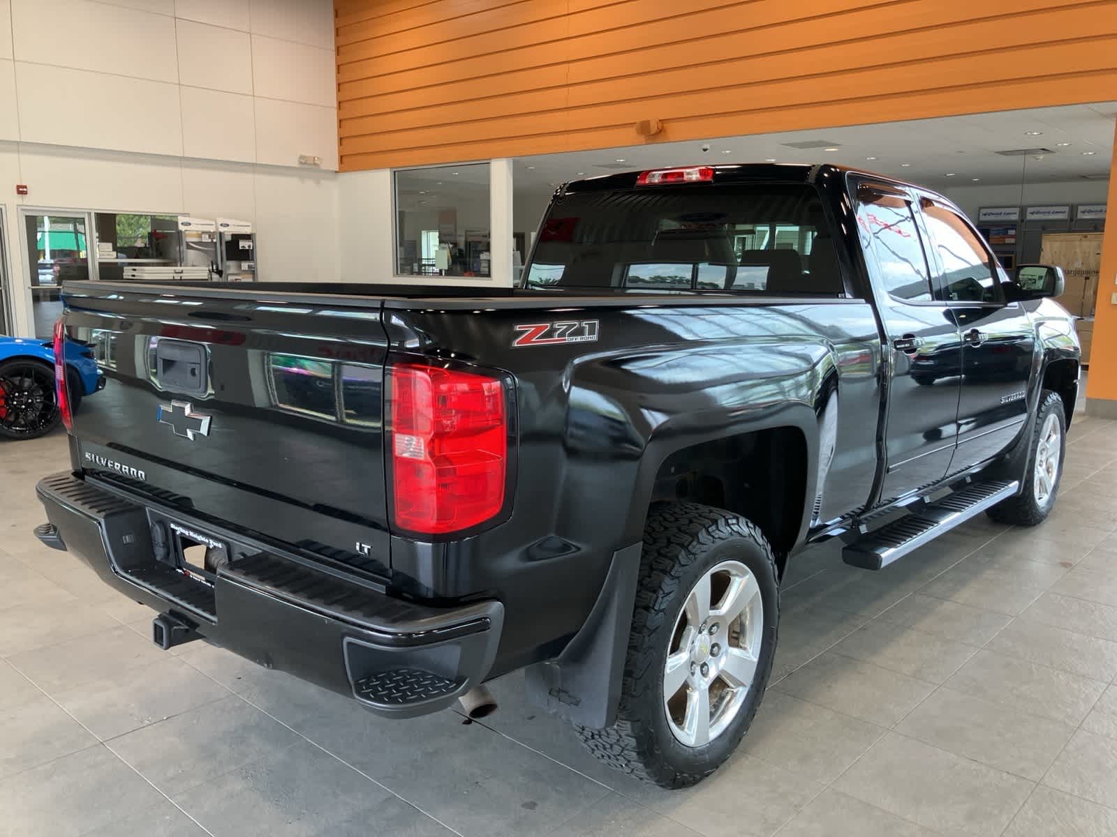 Thumbnail: 2016 Chevrolet Silverado 1500 - 5