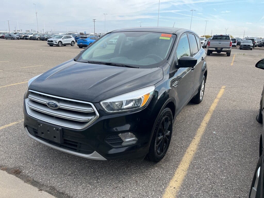 Used 2017 Ford Escape SE SUV
