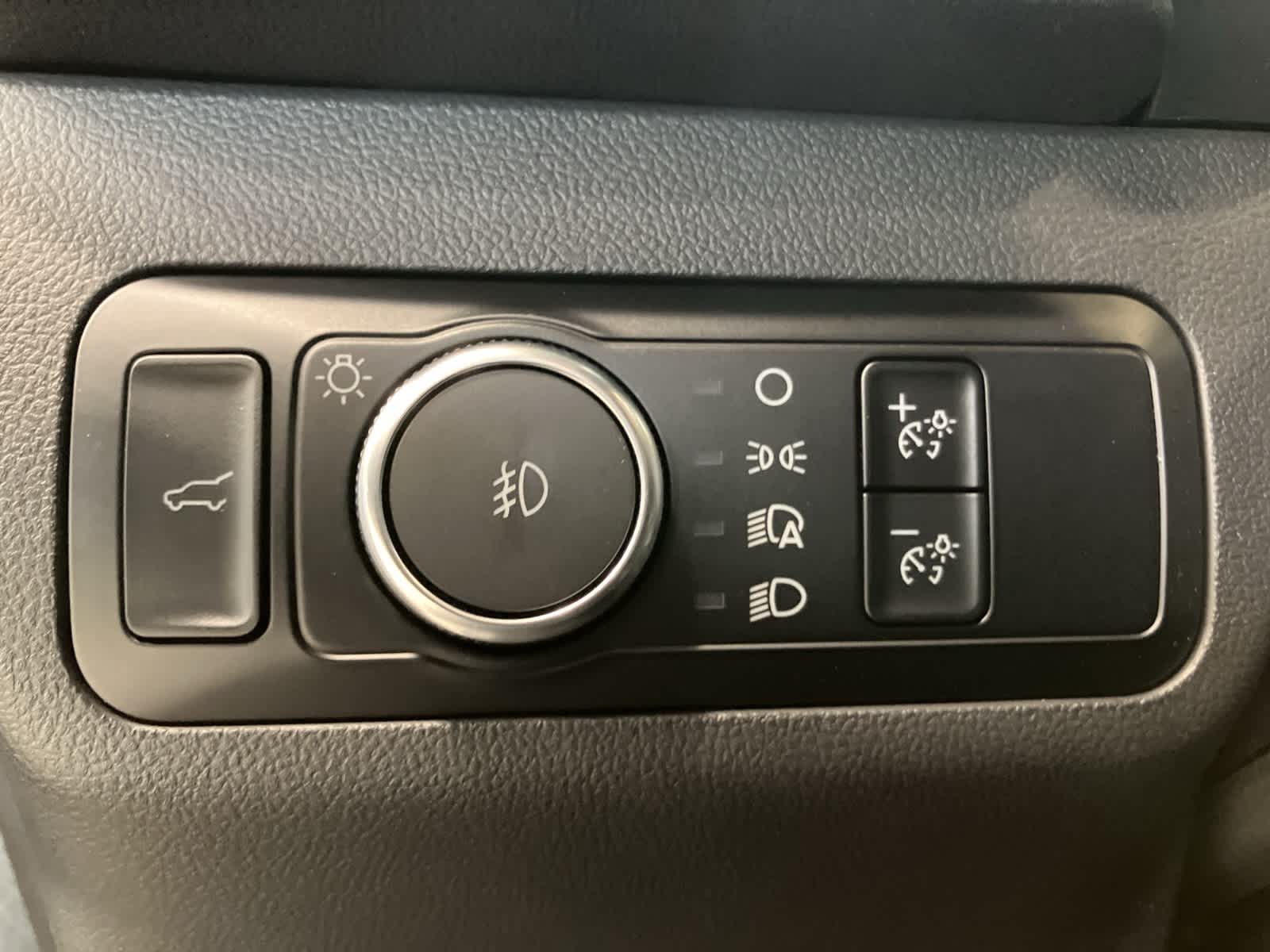 Thumbnail: 2023 Ford Escape - 17