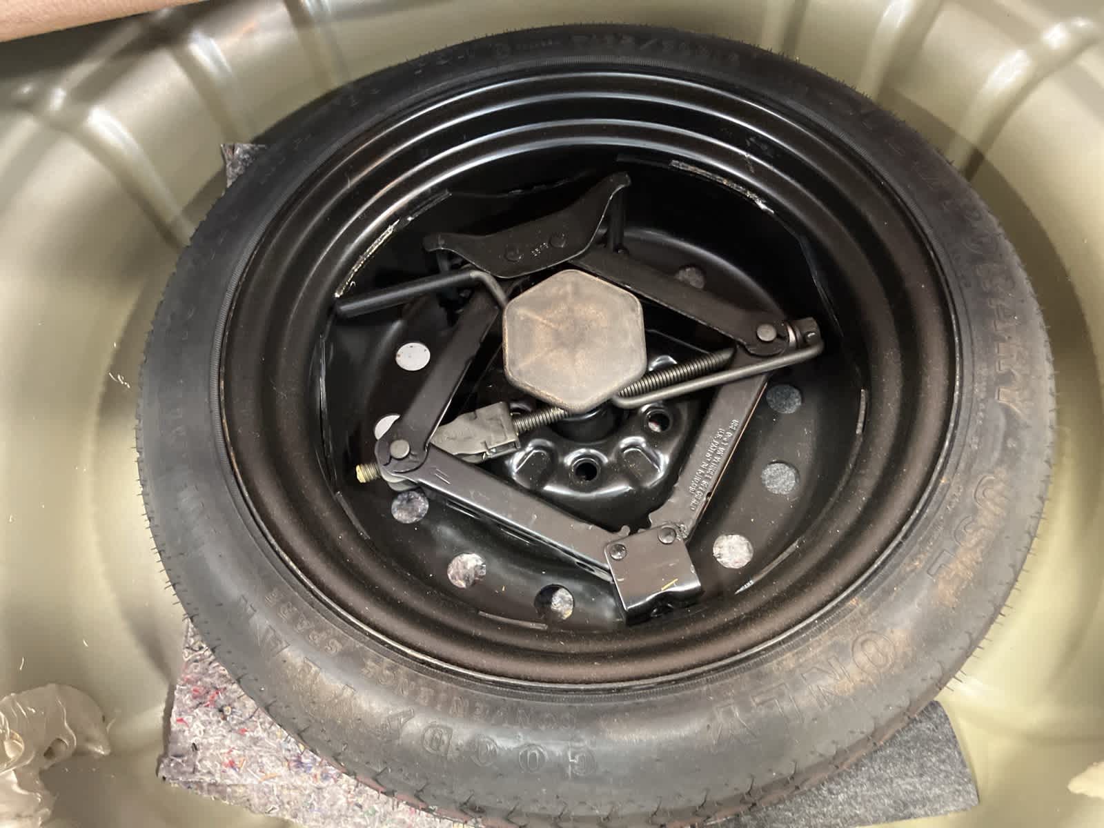 Thumbnail: 2000 Ford Taurus - 30