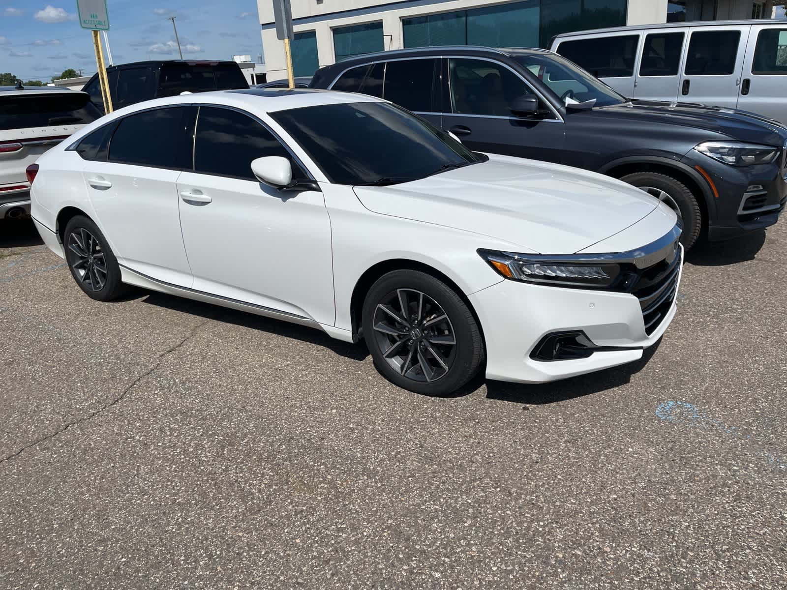 Thumbnail: 2022 Honda Accord - 15
