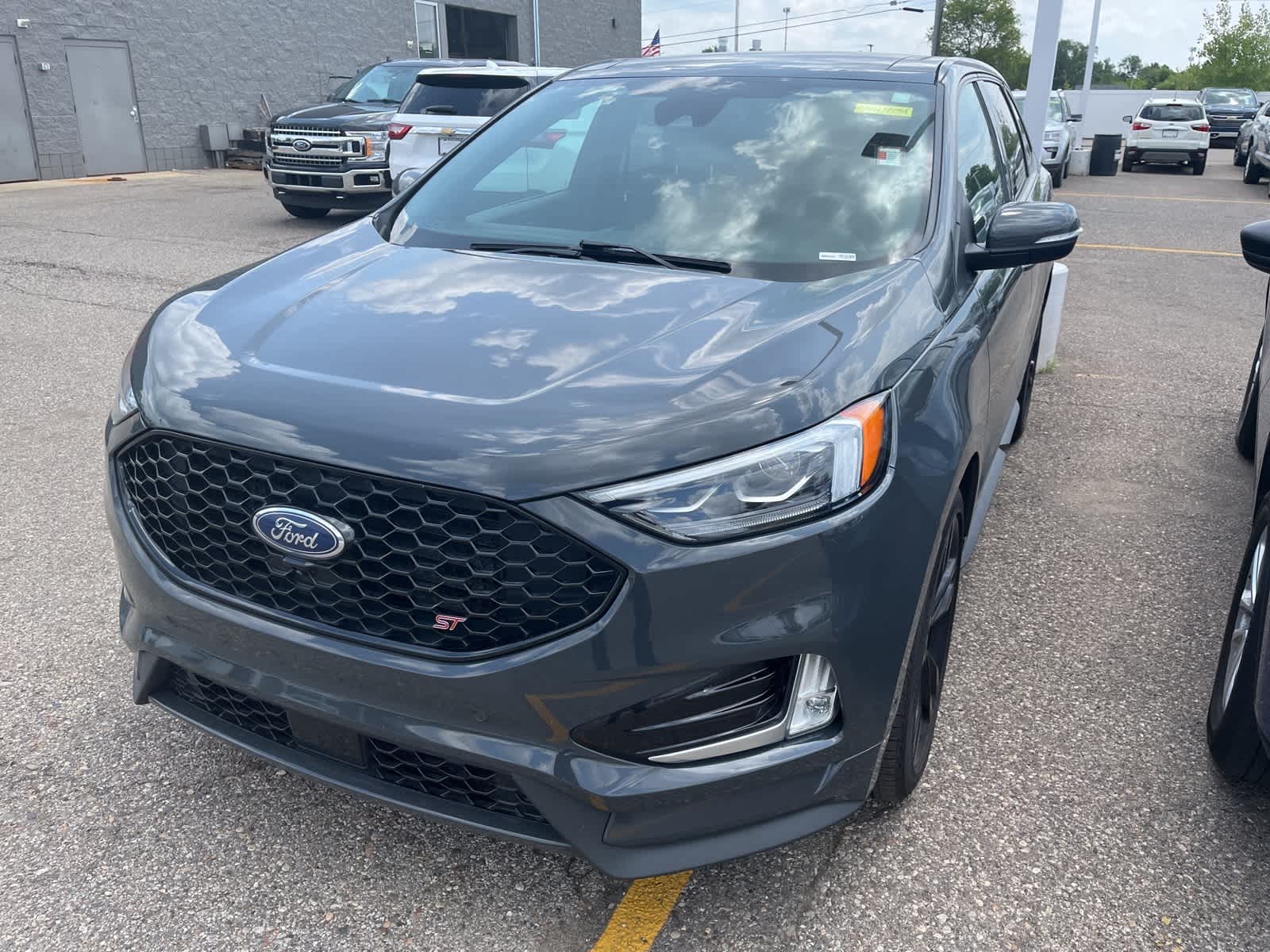 2021 Ford Edge ST 3