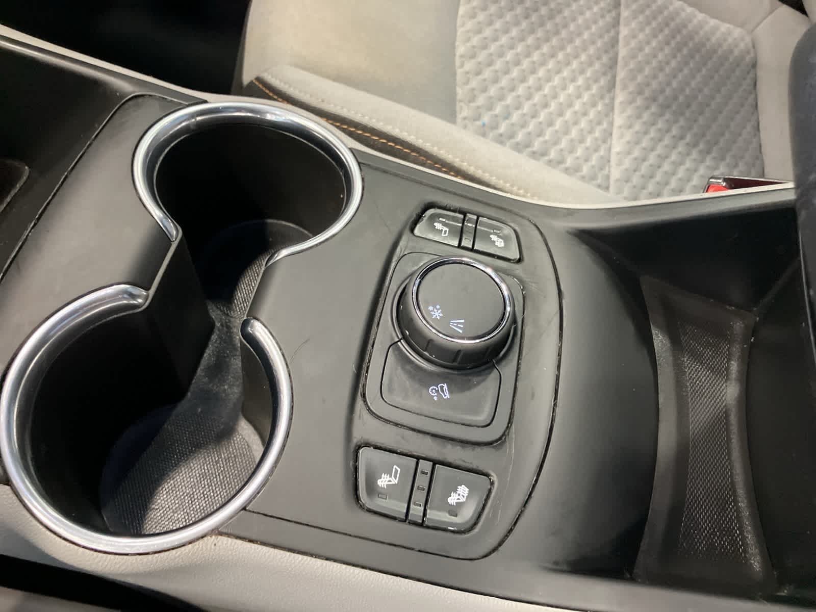 Thumbnail: 2019 GMC Terrain - 14