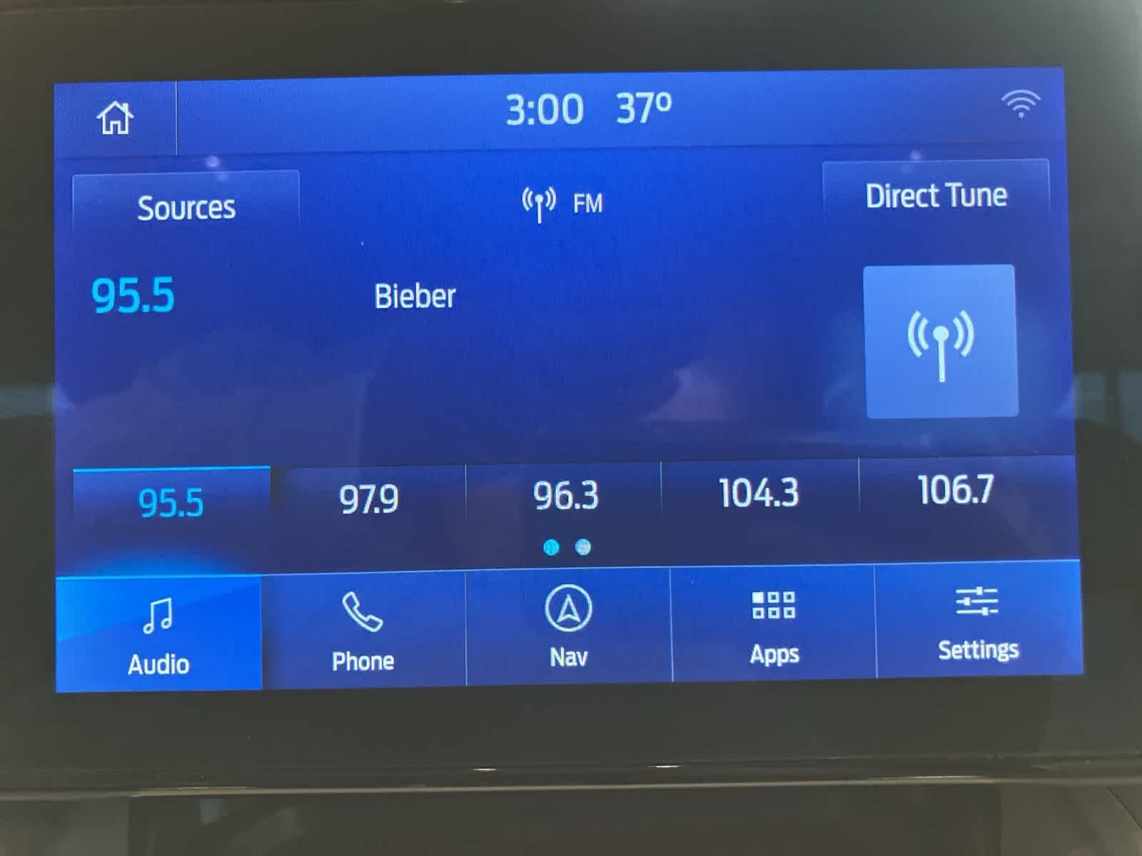 Thumbnail: 2022 Ford Explorer - 20