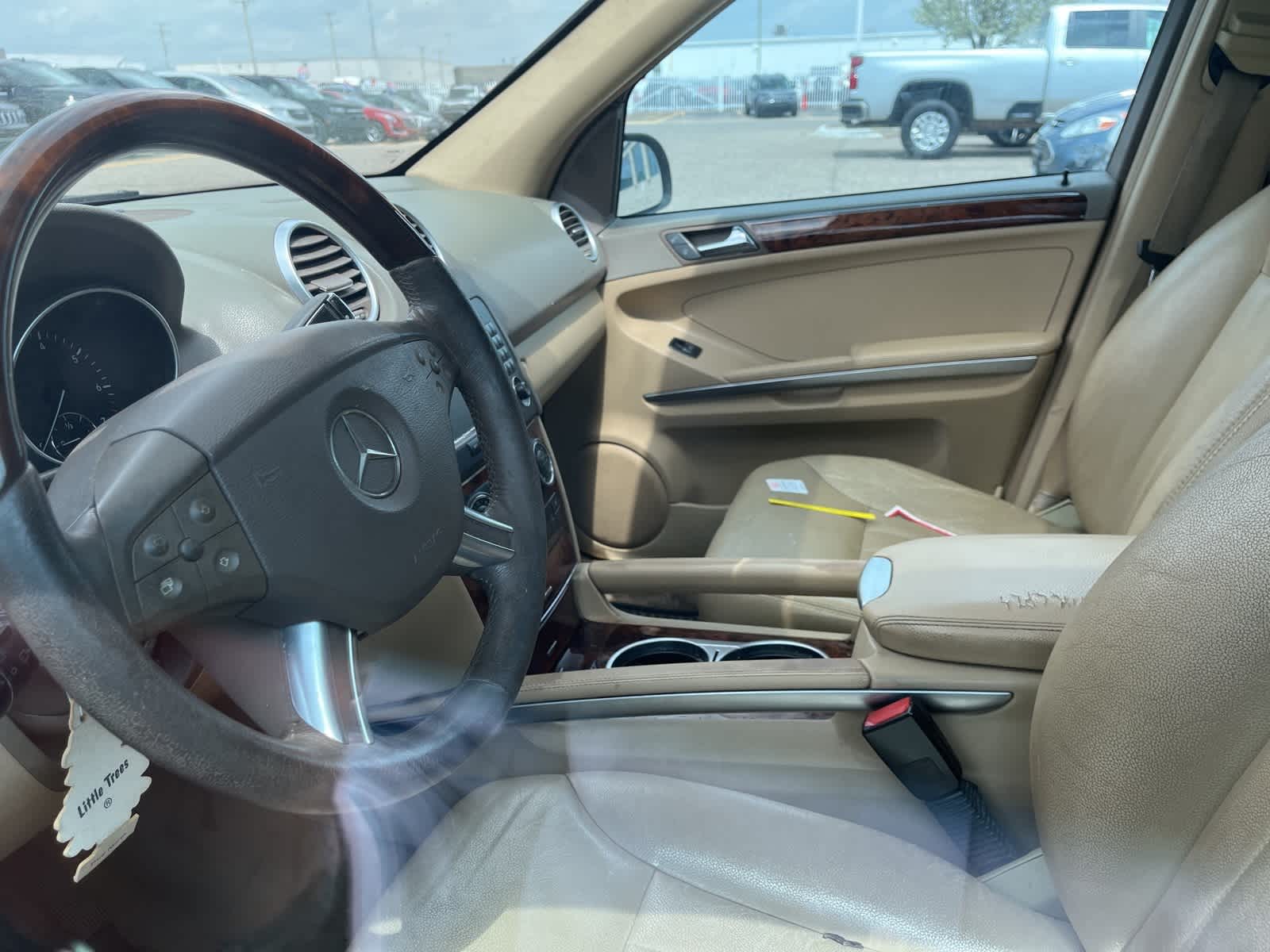 Thumbnail: 2008 Mercedes-Benz M-Class - 12