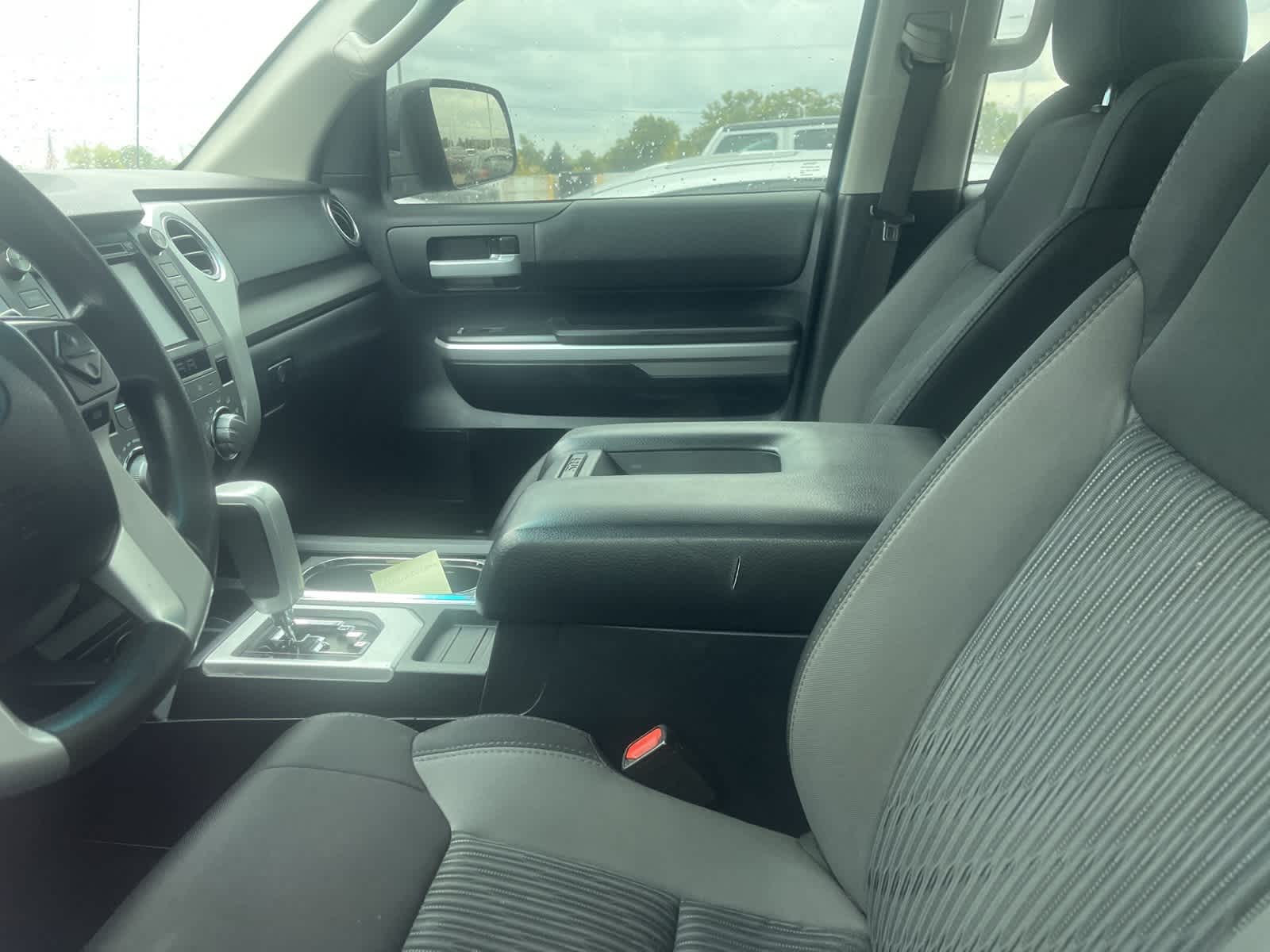 Thumbnail: 2016 Toyota Tundra - 26