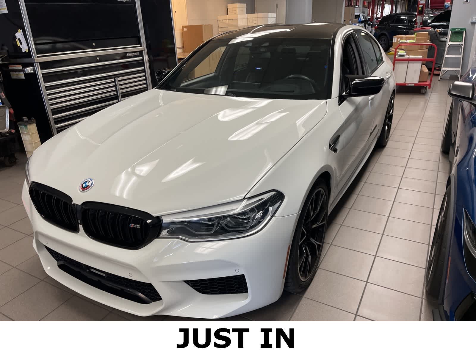 Thumbnail: 2019 BMW M5 - 1