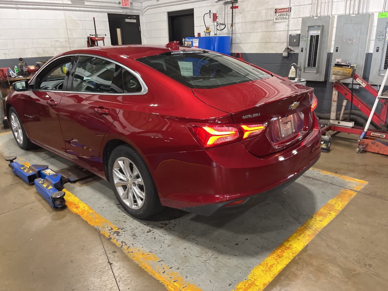 Thumbnail: 2019 Chevrolet Malibu - 7