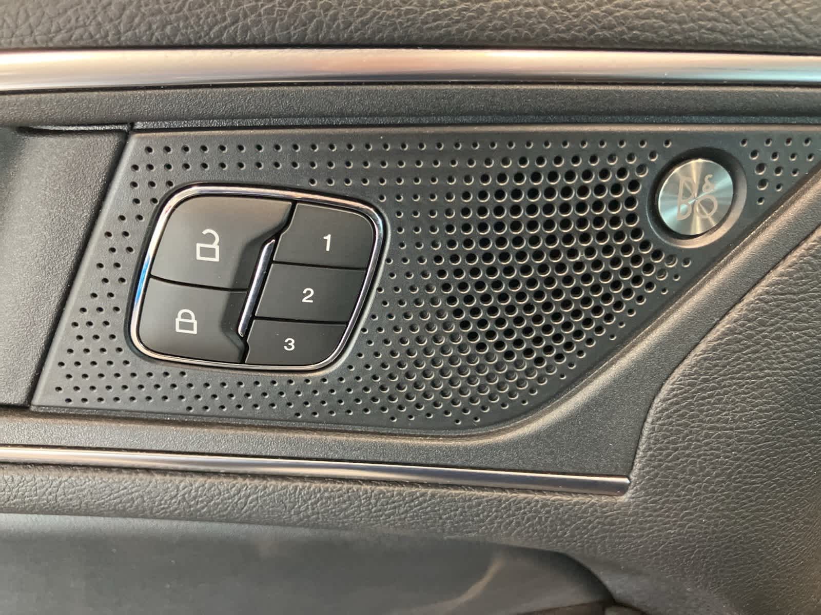 Thumbnail: 2019 Ford Edge - 13