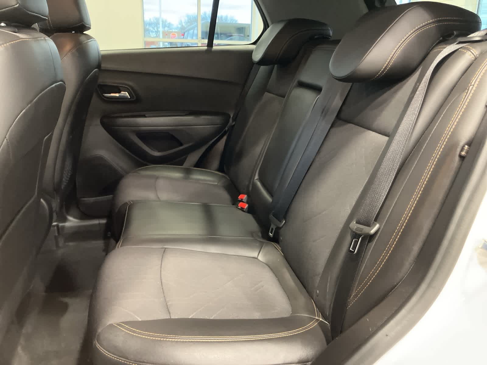 Thumbnail: 2018 Chevrolet Trax - 23