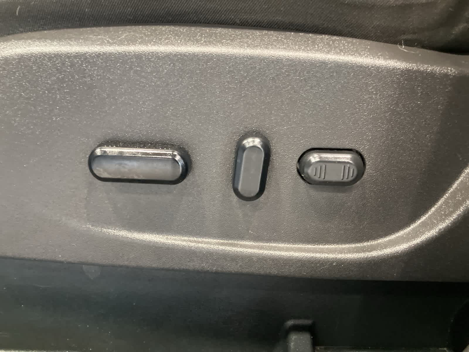 Thumbnail: 2019 Ford Escape - 12