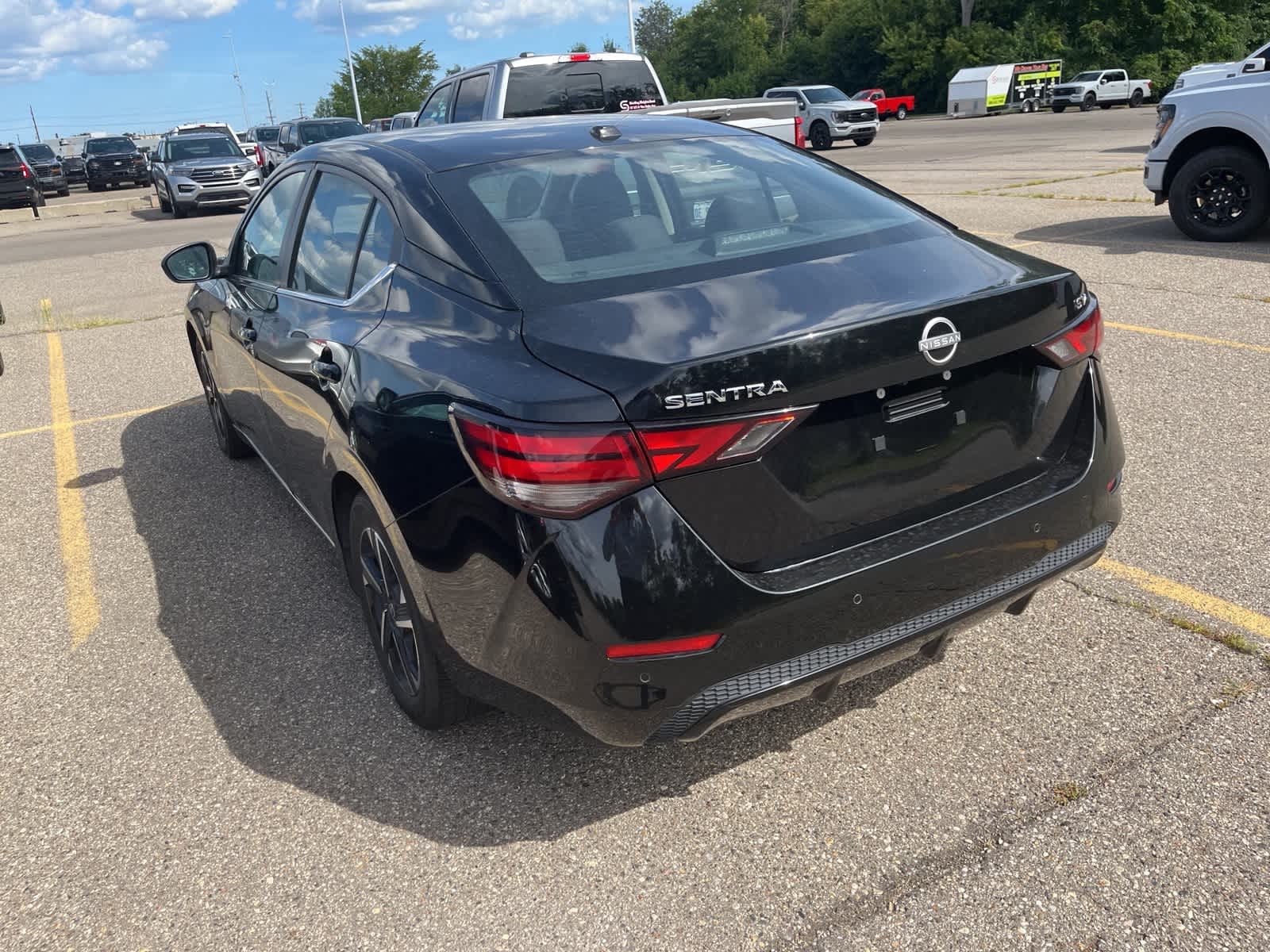 Thumbnail: 2024 Nissan Sentra - 9