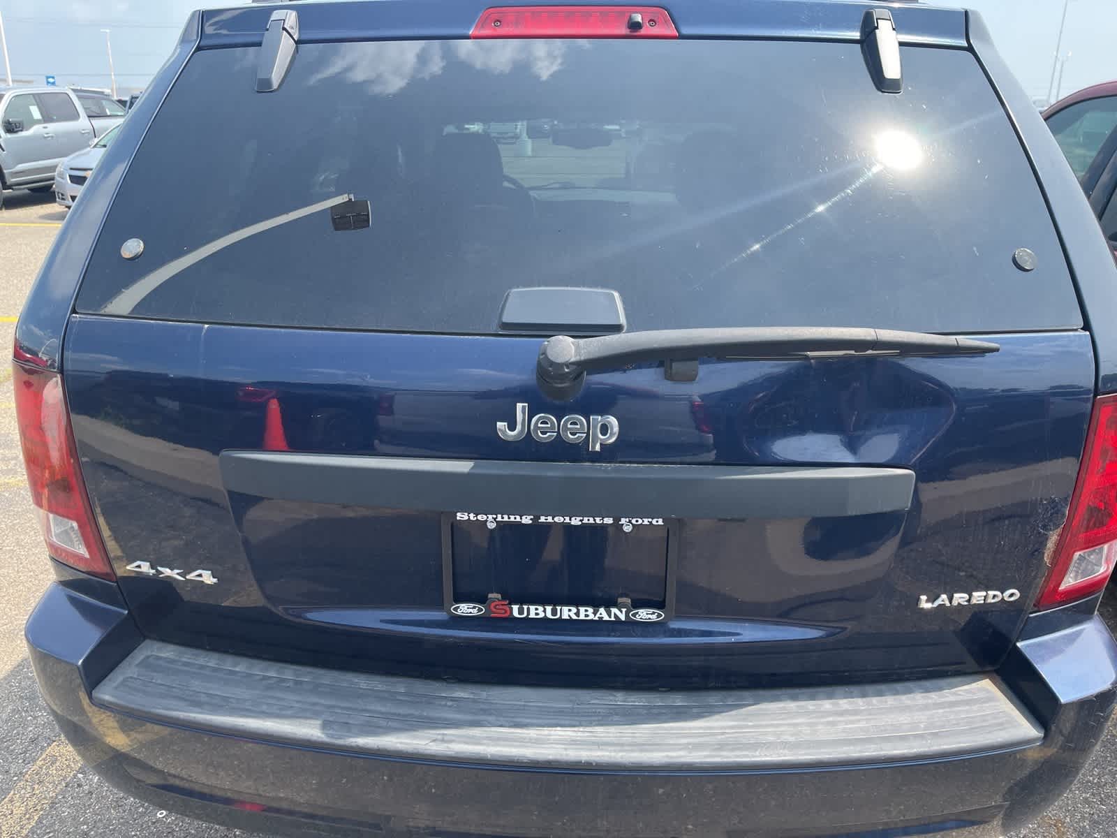 Thumbnail: 2005 Jeep Grand Cherokee - 10