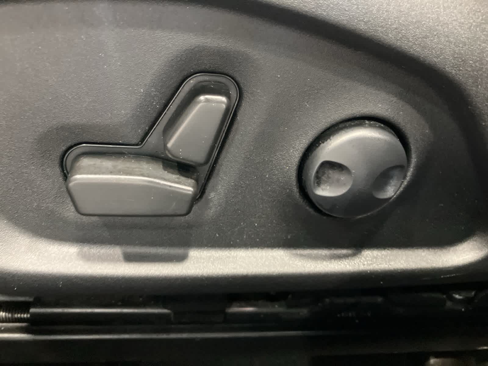 Thumbnail: 2022 Jeep Compass - 11