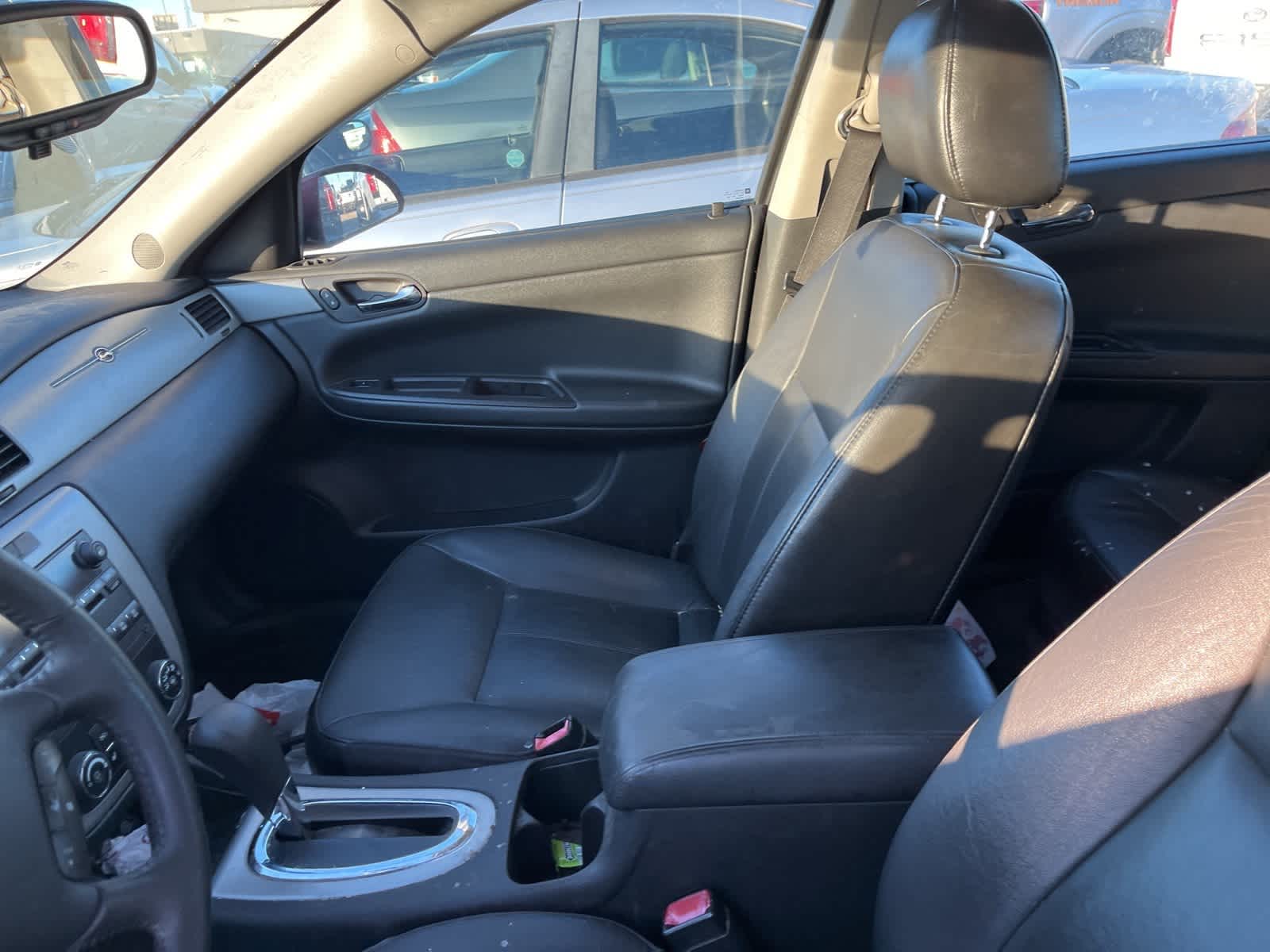 Thumbnail: 2008 Chevrolet Impala - 28