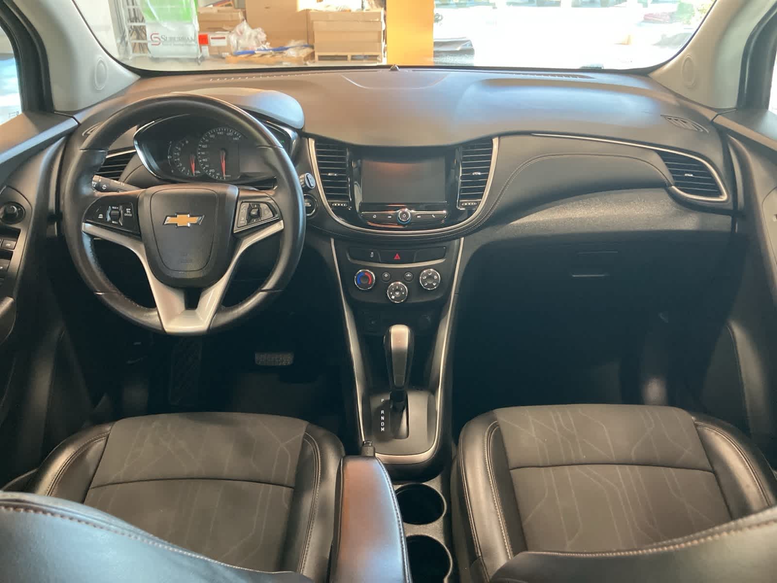 Thumbnail: 2017 Chevrolet Trax - 24