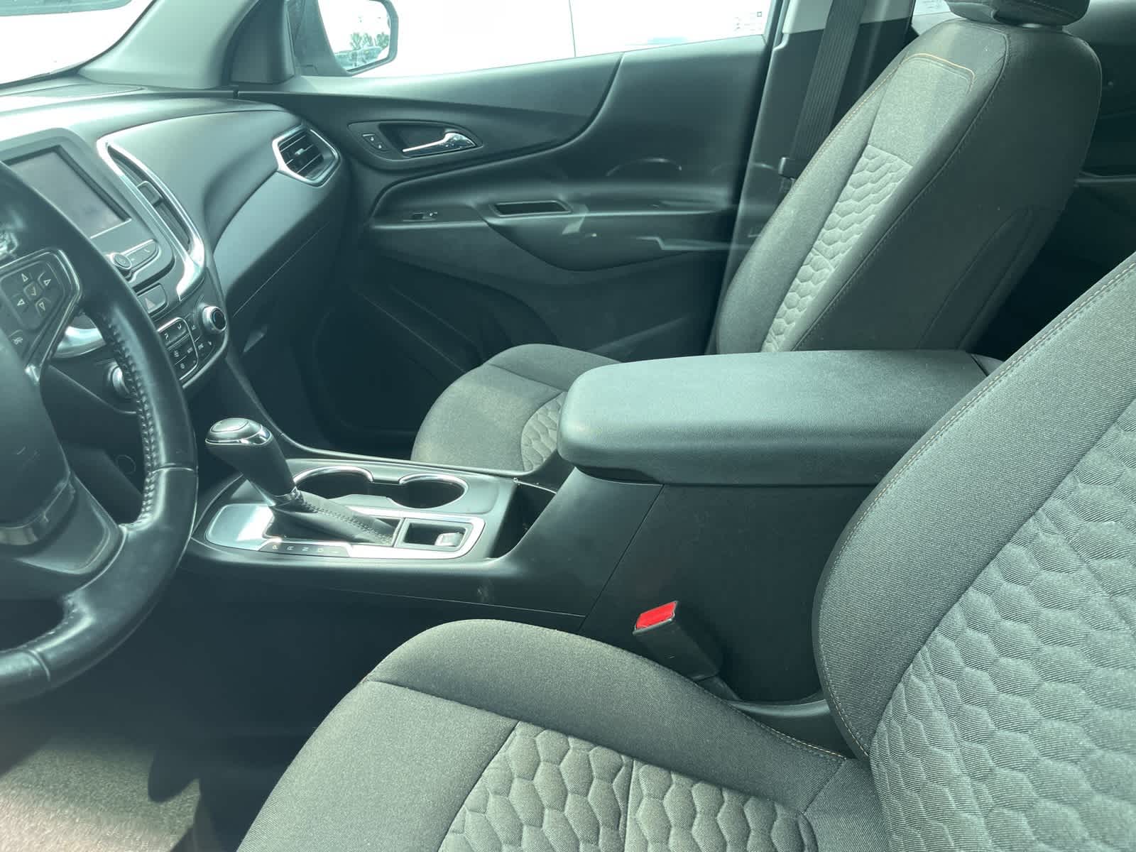 Thumbnail: 2021 Chevrolet Equinox - 24