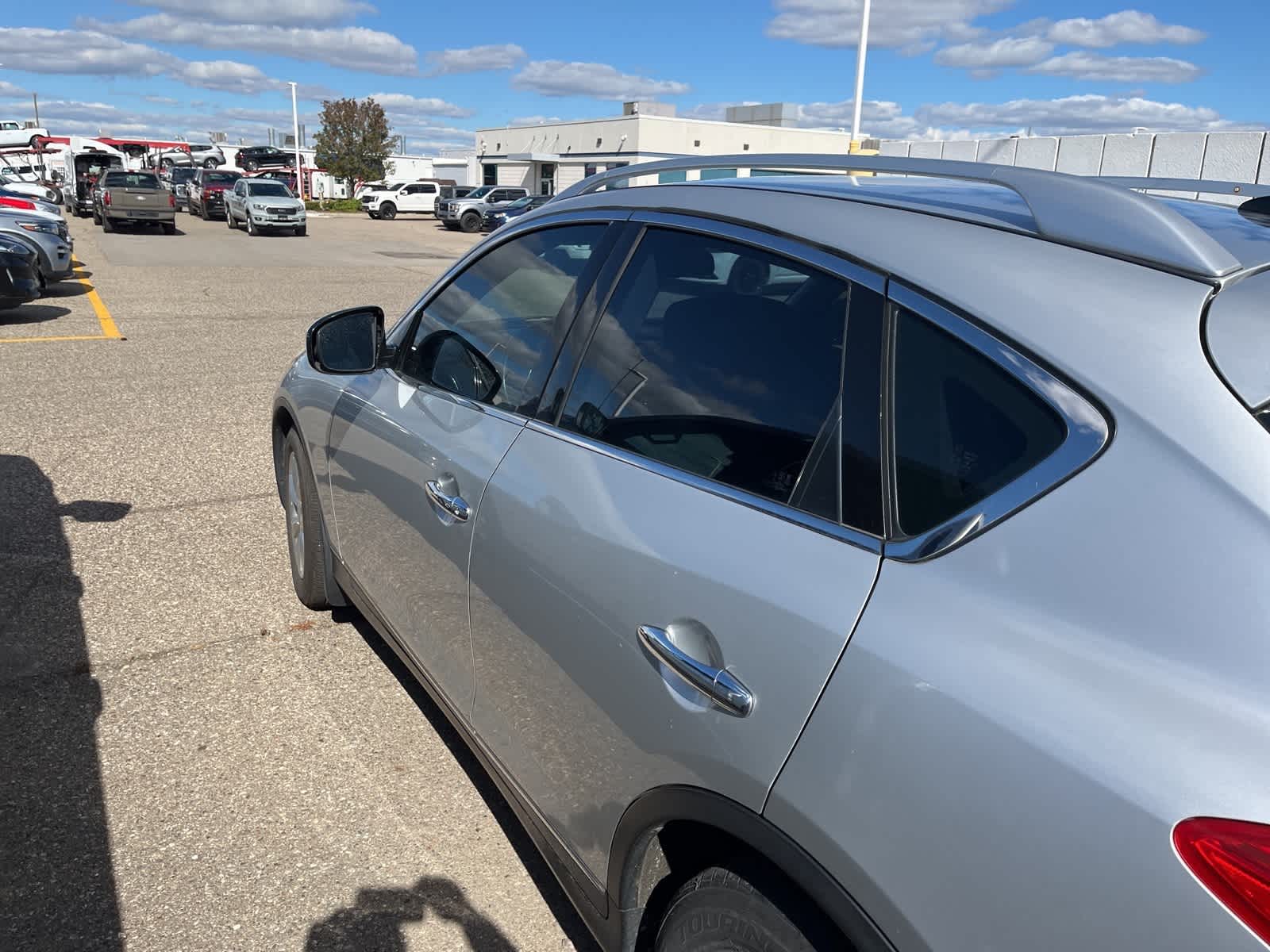Thumbnail: 2010 INFINITI EX35 - 10