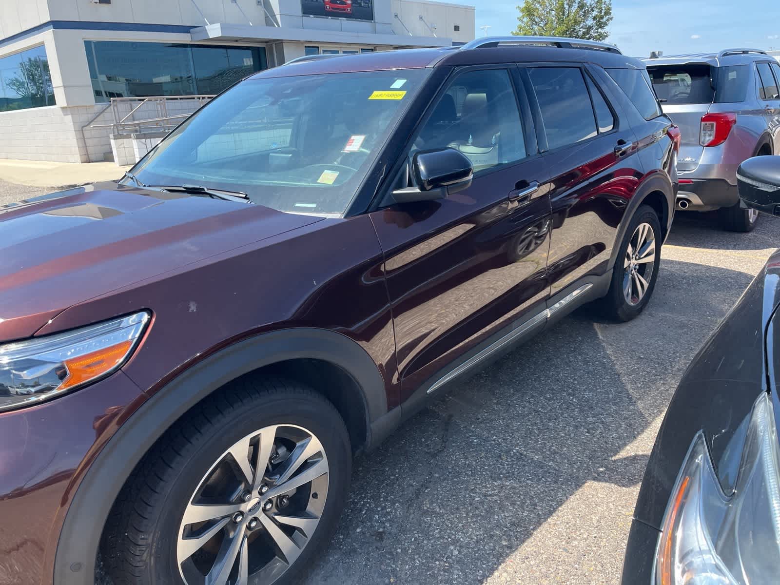 Thumbnail: 2020 Ford Explorer - 5