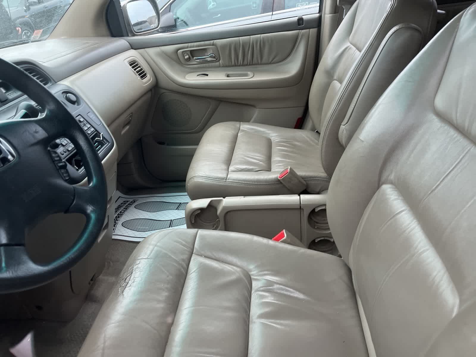 Thumbnail: 2004 Honda Odyssey - 24