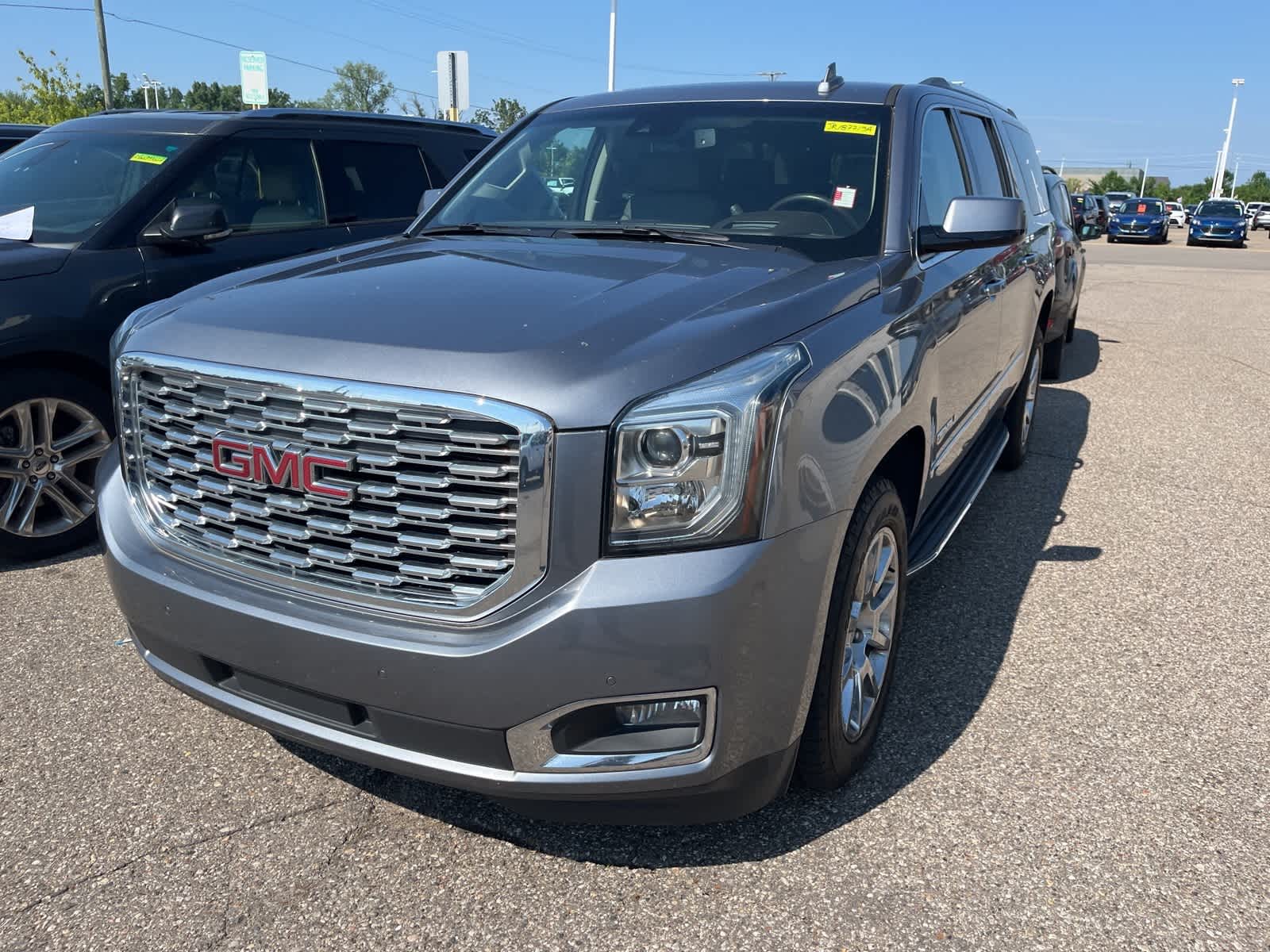 Thumbnail: 2018 GMC Yukon XL - 2